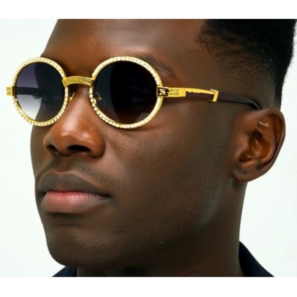 Rhinestone Sunglasses  Gold Wood Tone Accents Men Black Gradient Lens Classic‎